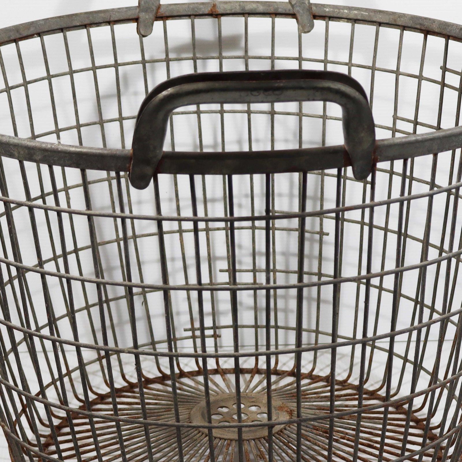 photo vinterior Vintage Galvanized Steel Large Rustic Fruit Harvesting Basket, Böco Germany