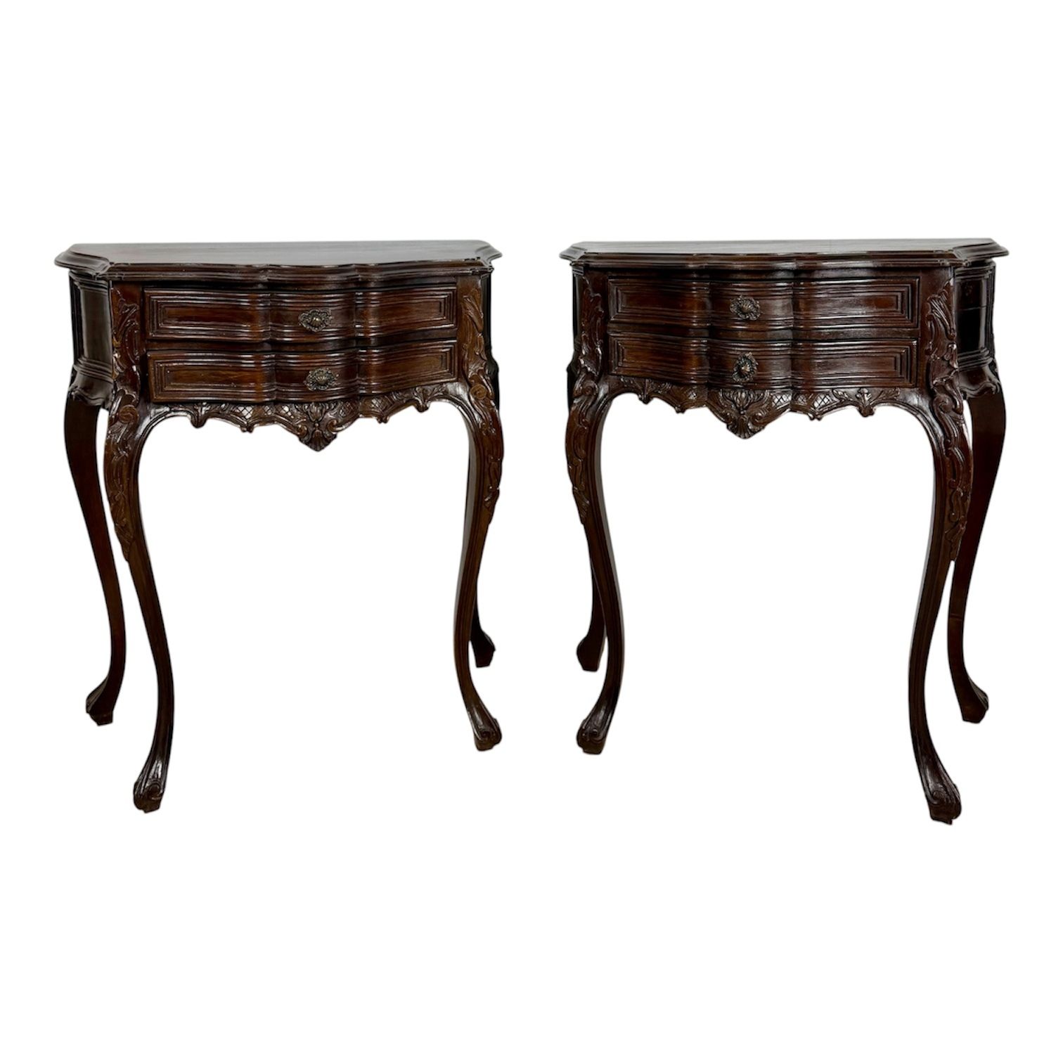 Paar Franse Louis XV Stijl Bombe Nachtkastjes Met Twee Lades