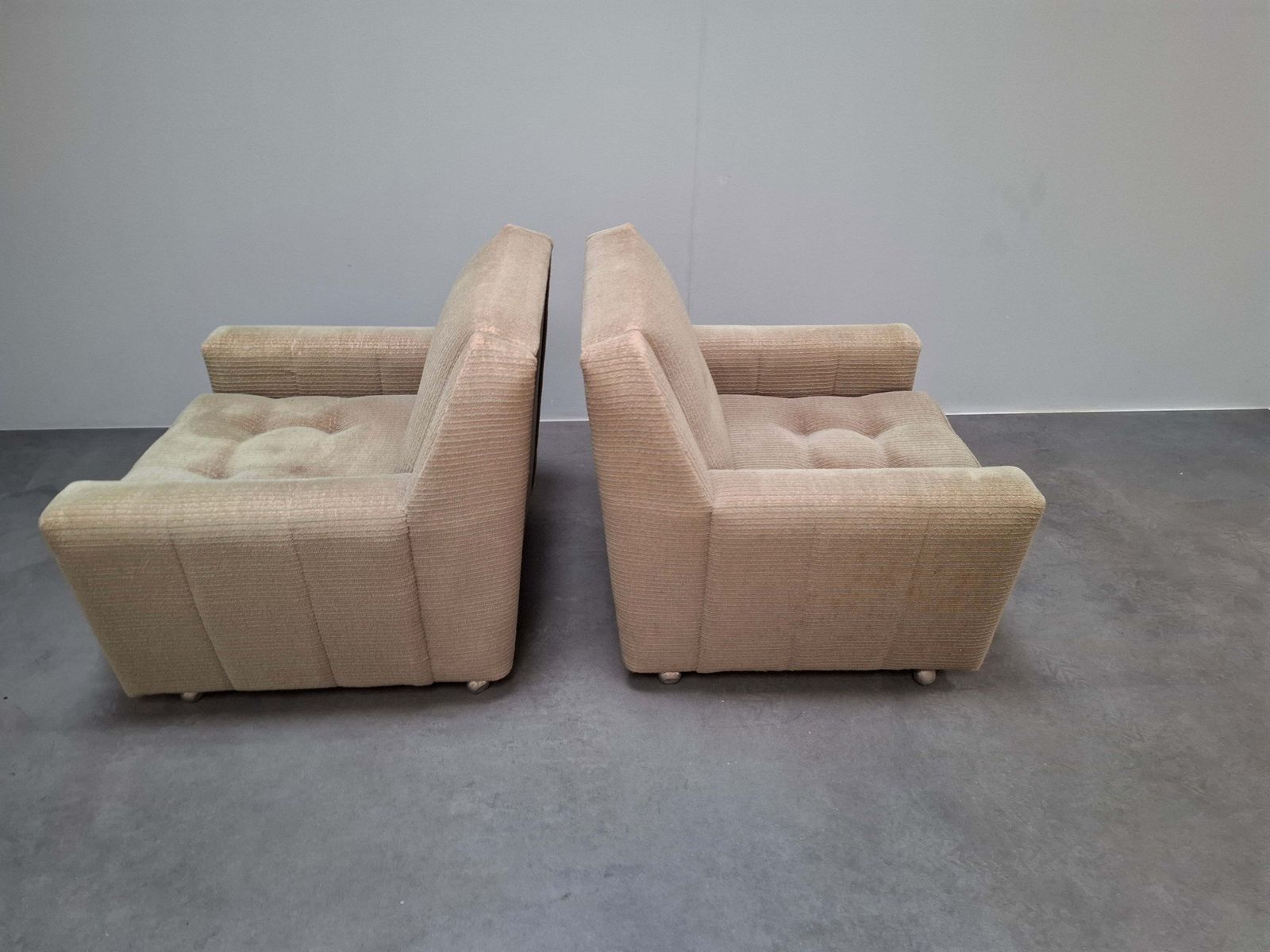 photo vintage Paar Wiberg Mid-Century Modern fauteuils van Up Závody Rousínov, 1980