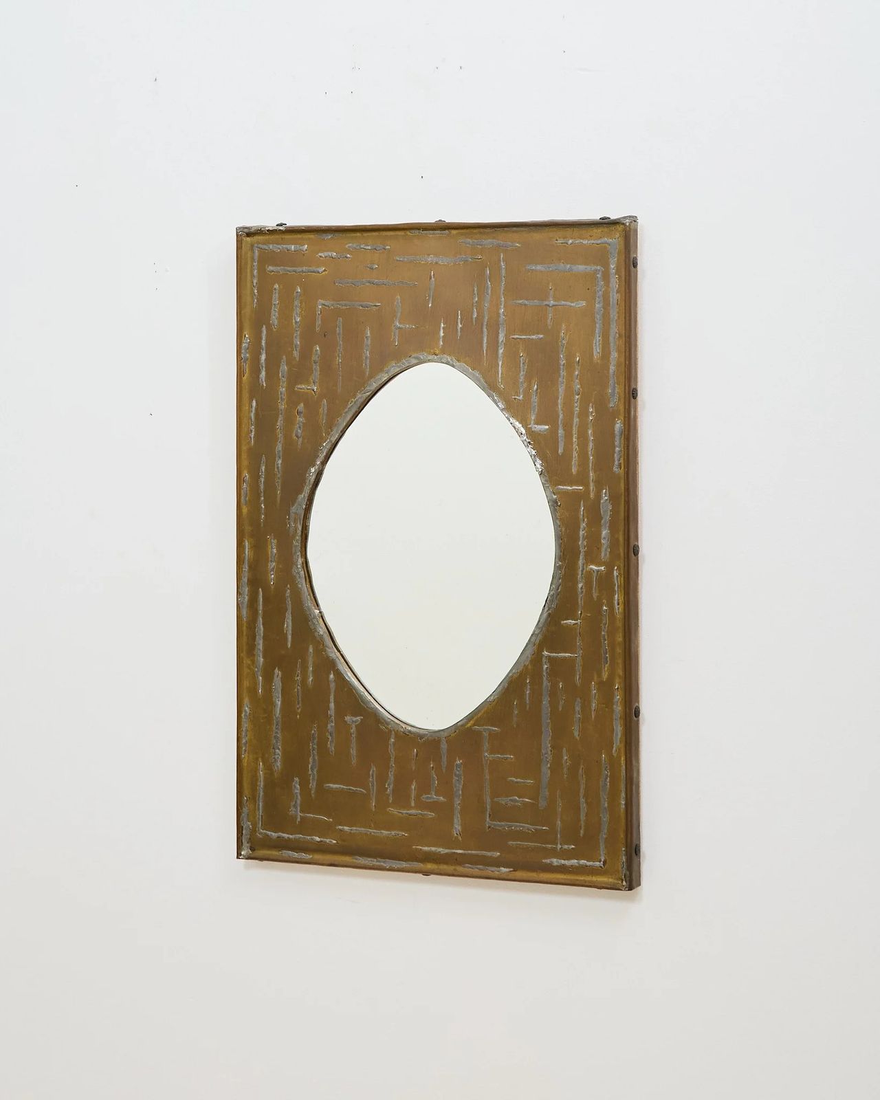 Brutalist messing spiegel, jaren 1960 photo furniture