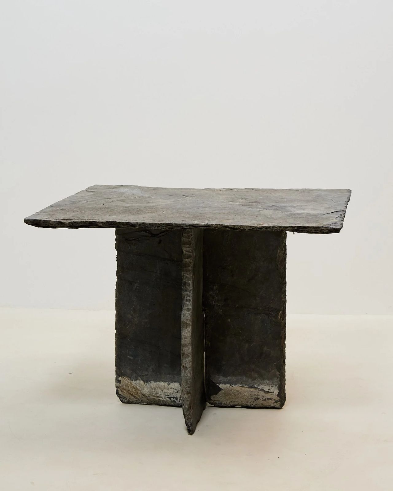Riven Slate tafel, jaren 1930 photo 3750.0