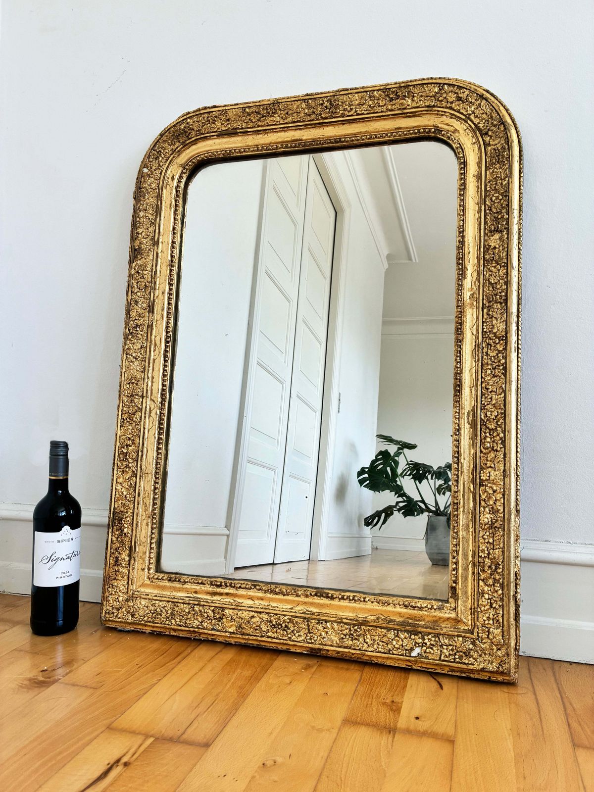 Grote antieke Franse Louis-Philippe spiegel in verguld hout - eind 19e eeuw photo Woonaccessoires