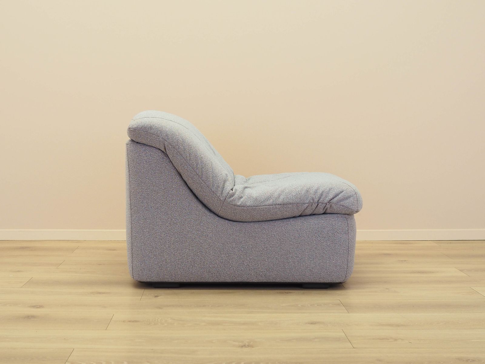 Fauteuil lounge italien Space Age, années 1970, en tissu gris, design organique photo buy
