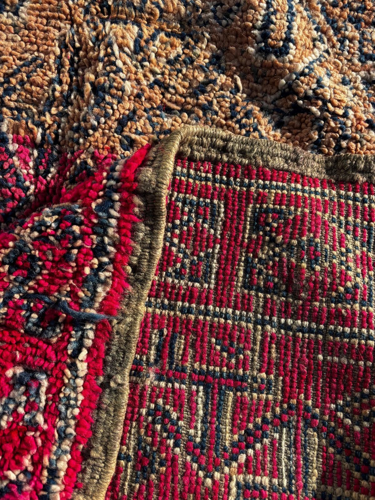 Vintage Beni M'guild Marokkaans tapijt 360x200 cm - Groot wollen vloerkleed - Handgemaakt Berber tapijt - Atlas Mountain tapijt ca. jaren 1960 photo for sale