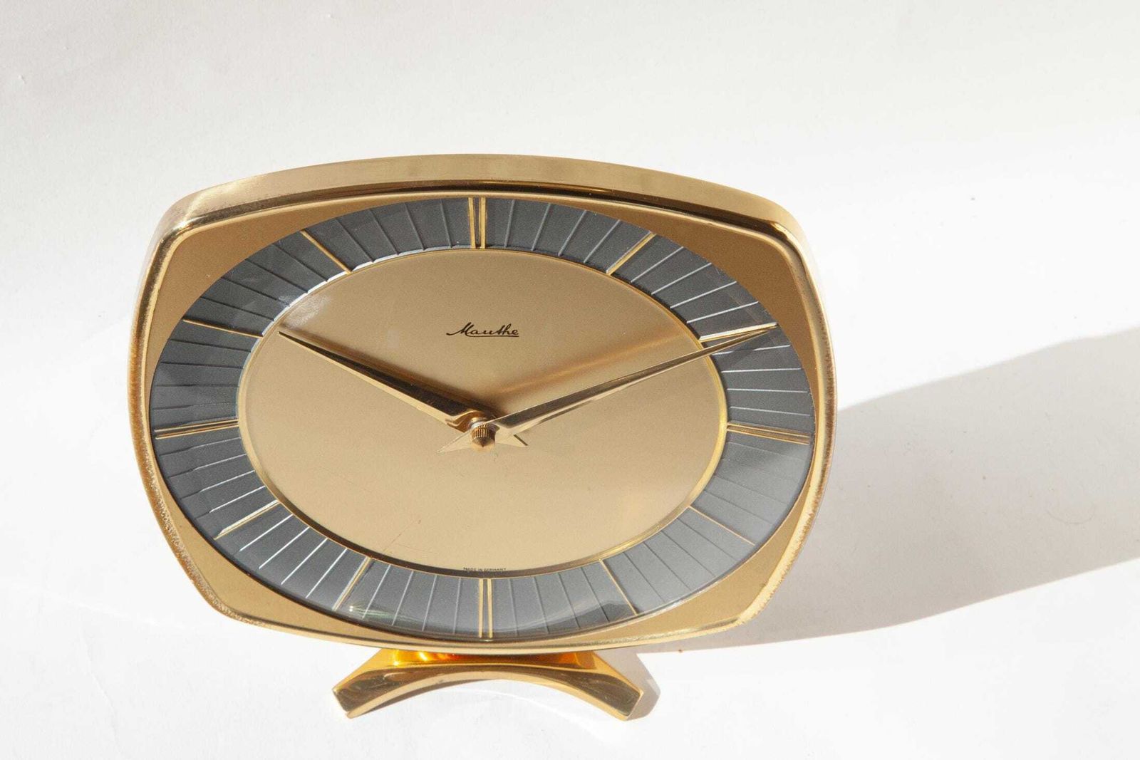 photo furniture Boxed! 1950s Mauthe Germany Desk Clock Mid Century Modernism Art Deco Junghans Table.