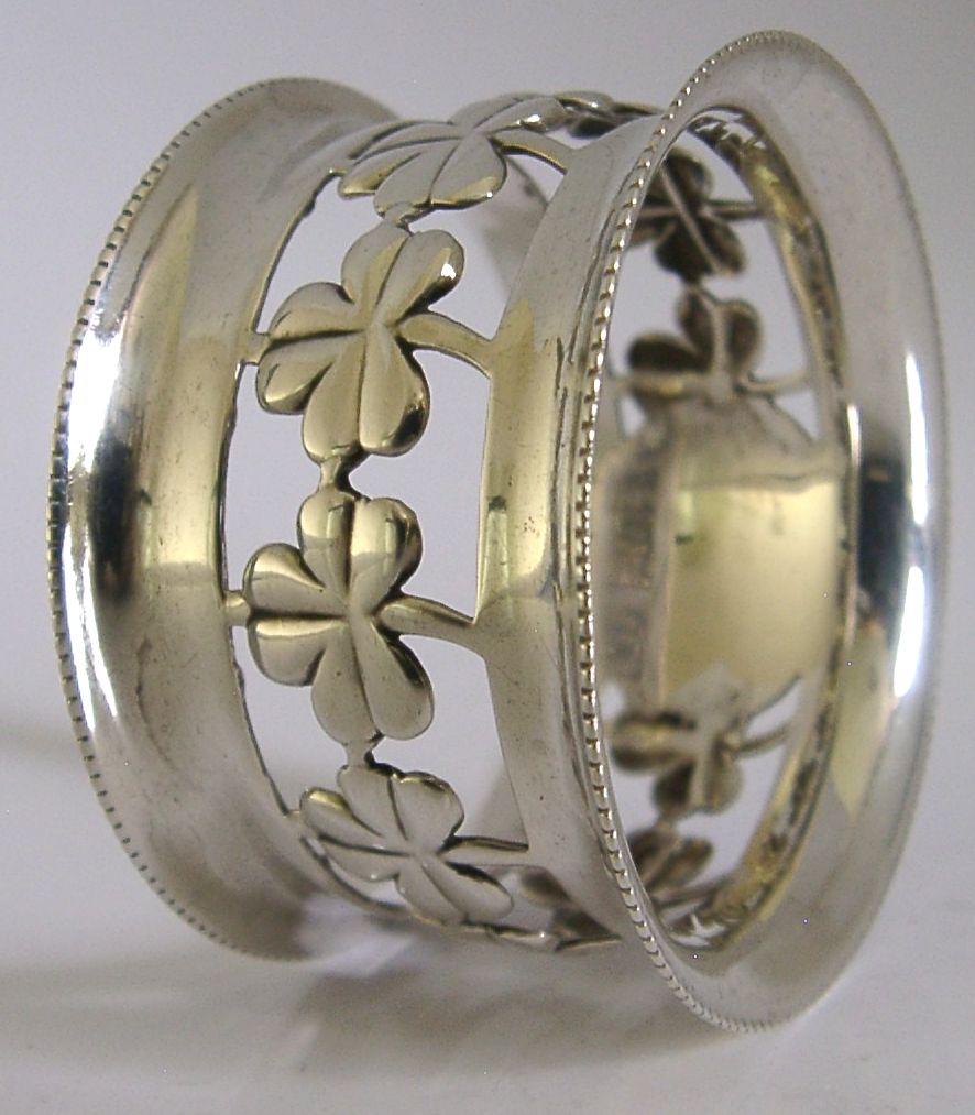 Chester Sterling Zilveren Lucky Shamrock Clover Servetring 1904 Antiek