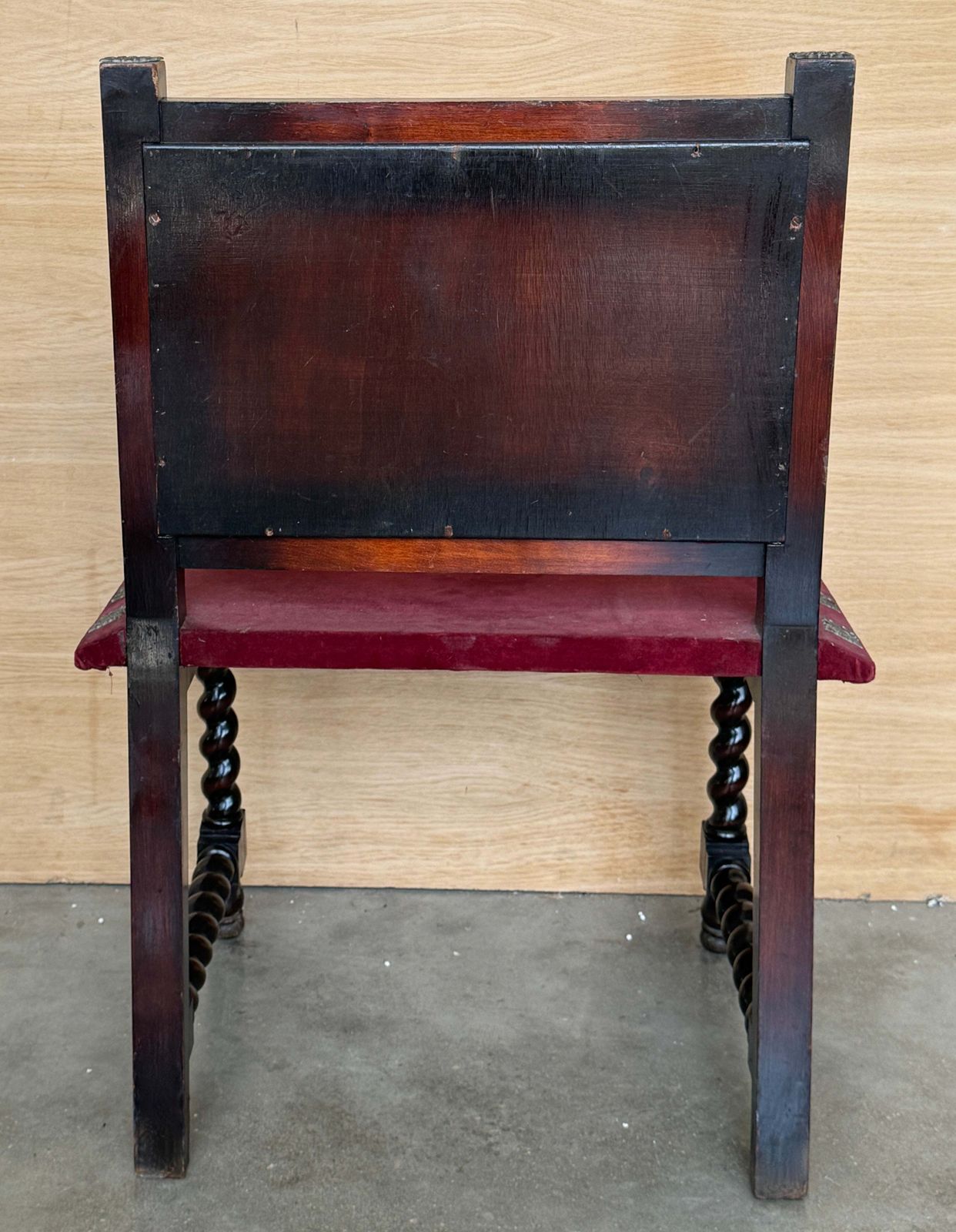 Antique Spanish Barley Twist Armchair In Ebonized Wood With Velvet Upholstery photo vinterior