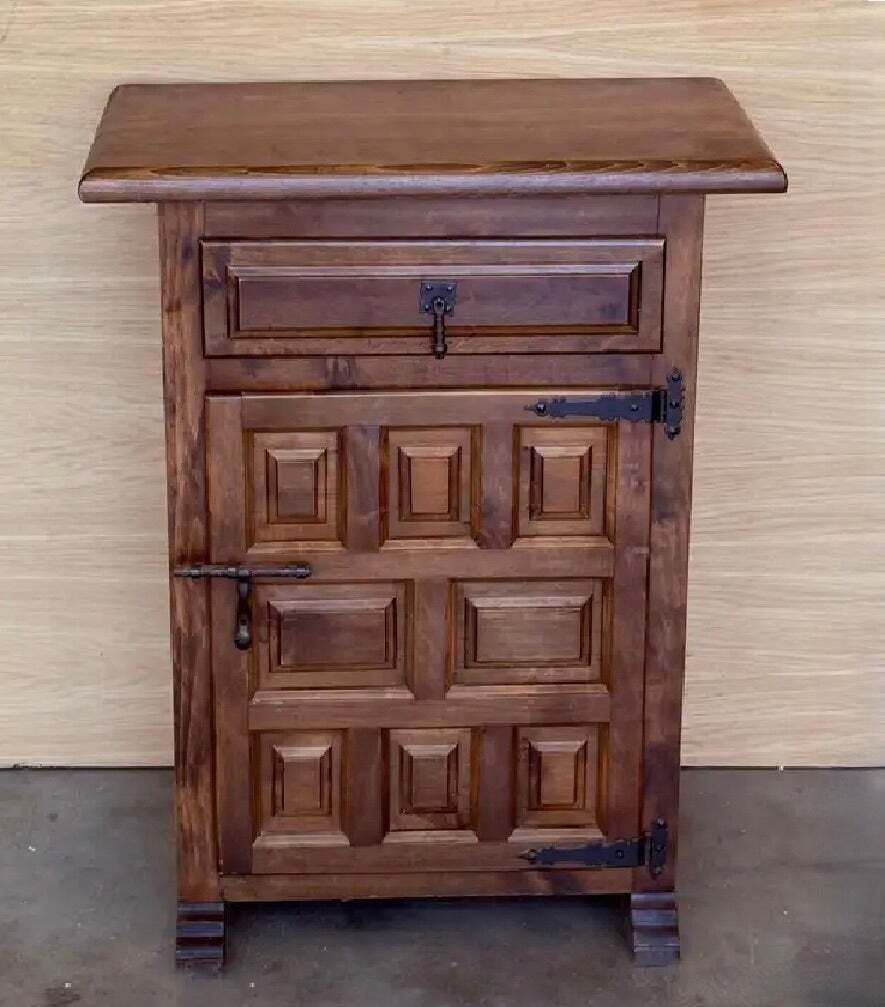 Tables de chevet espagnoles du XXe siècle avec tiroir et porte, 1920, lot de 2 photo furniture