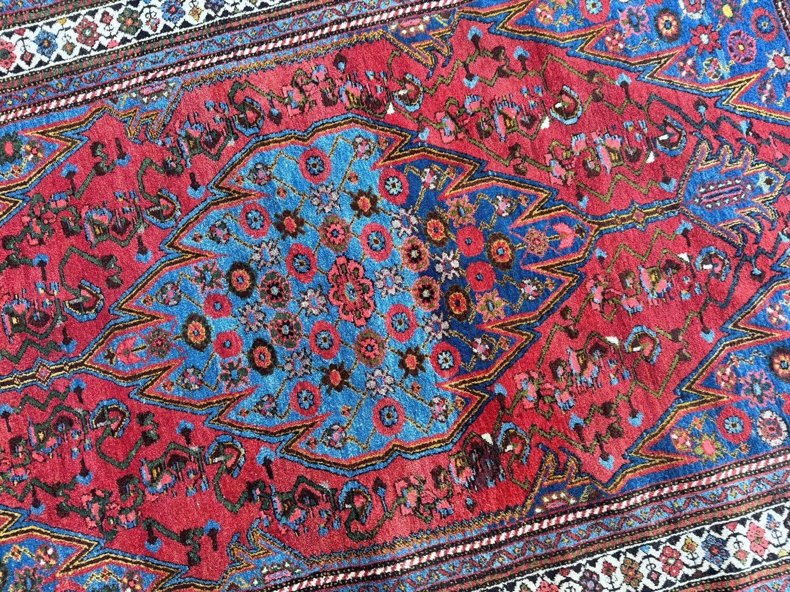 Textiles Antique Hamadan Rug 1.96m X 1.30m photo