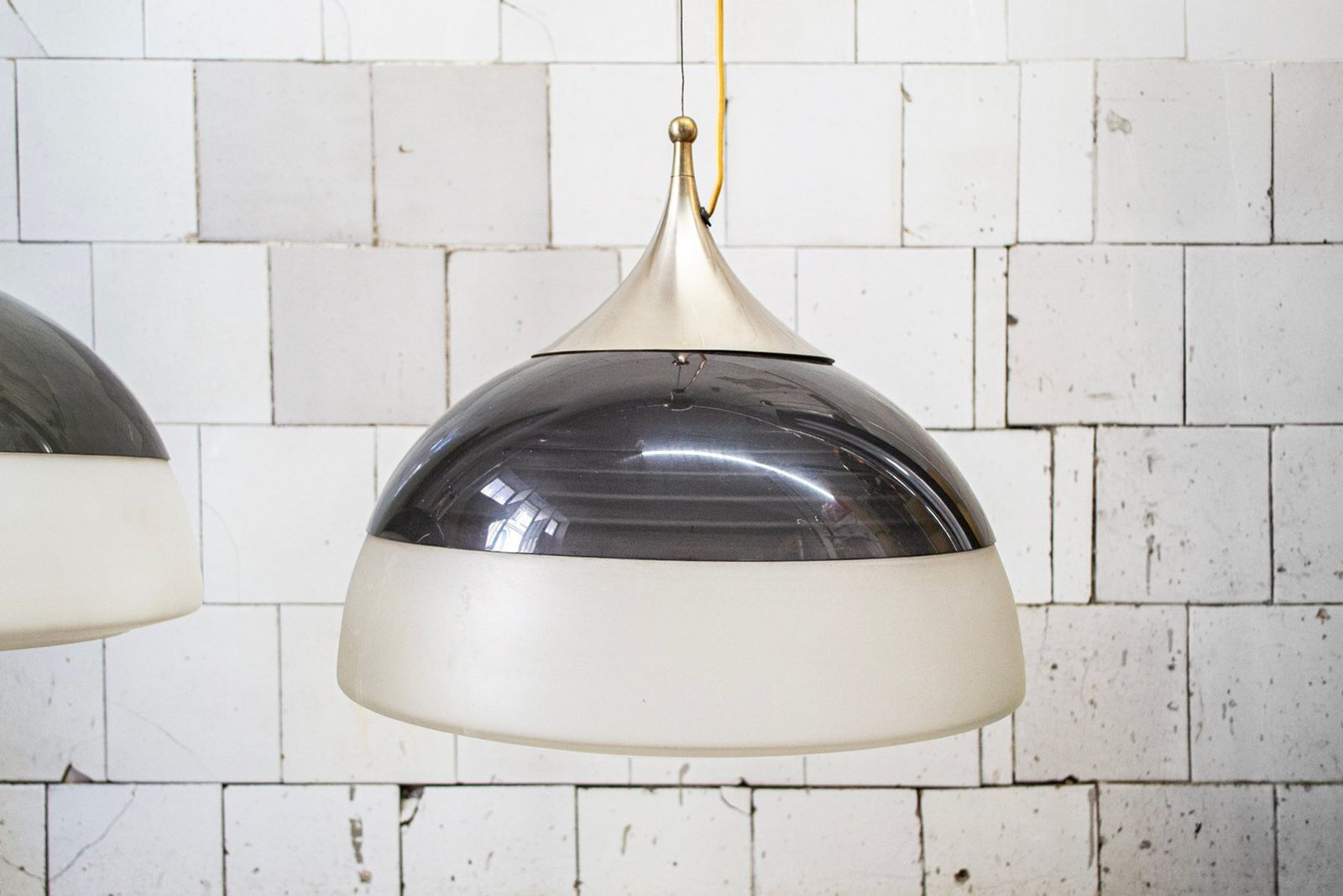 Lampe à suspension modèle 1238 en aluminium et verre, Stilnovo, Italie, années 1960 photo furniture