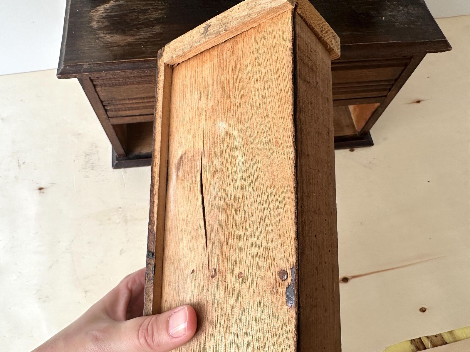 277.0 Antiek Frans houten wandkaptafel met lades, art deco spiegel met facetrand en plankje photo