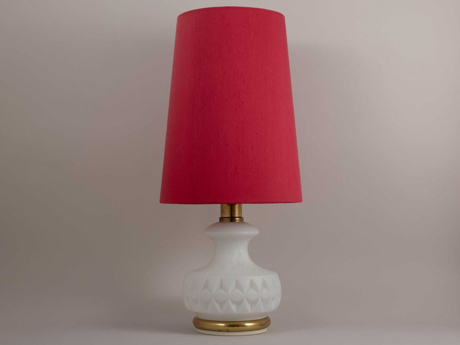 1960s Peill & Putzler Table Lamp Illuminated Base | Mid Century Modern Floor Accent Light Modernist Raspberry Red Atomic Age Space White photo for sale