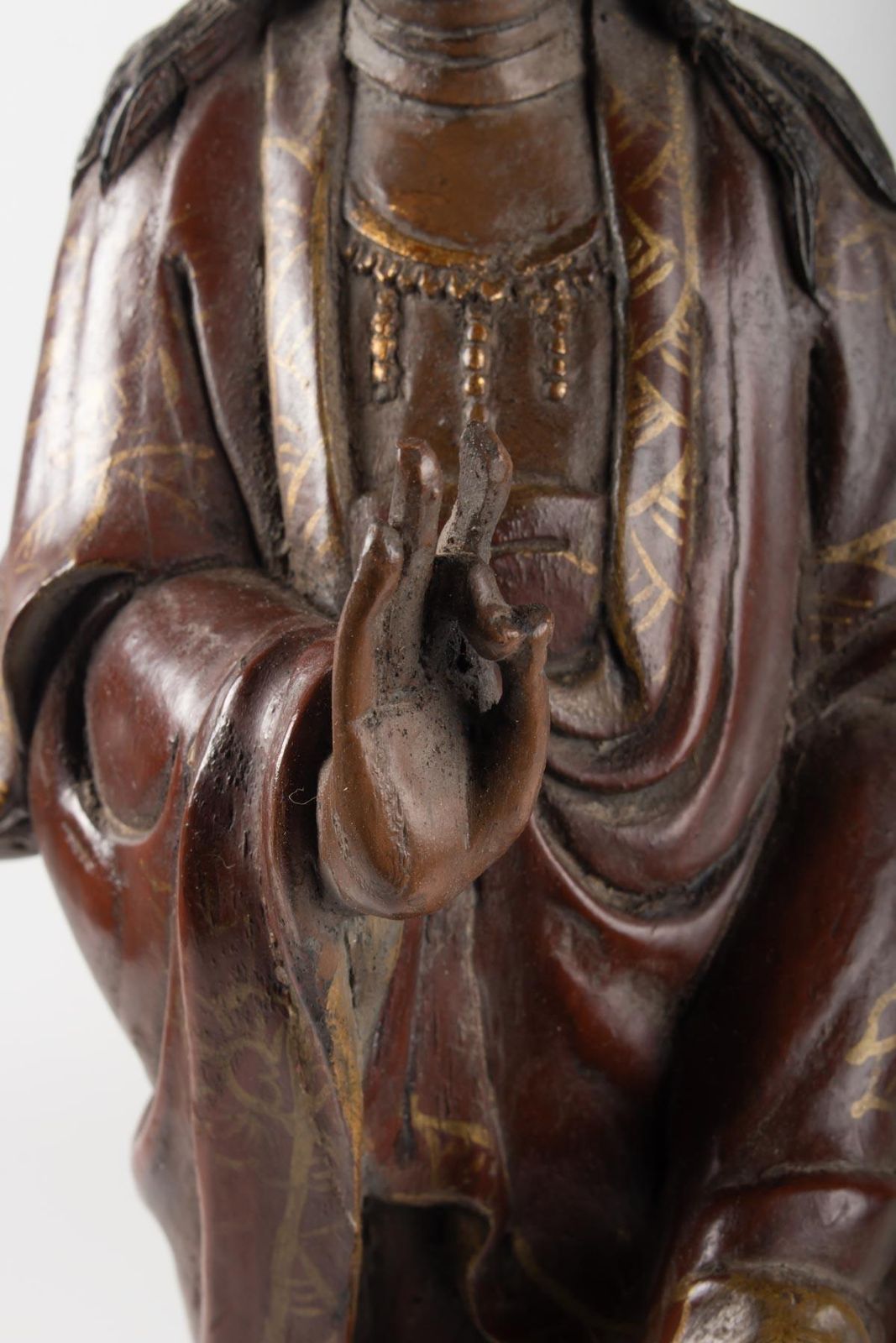 photo furniture Guanyin In Carved Wood And Polichrome, China, Early 20th Century, Asian Art