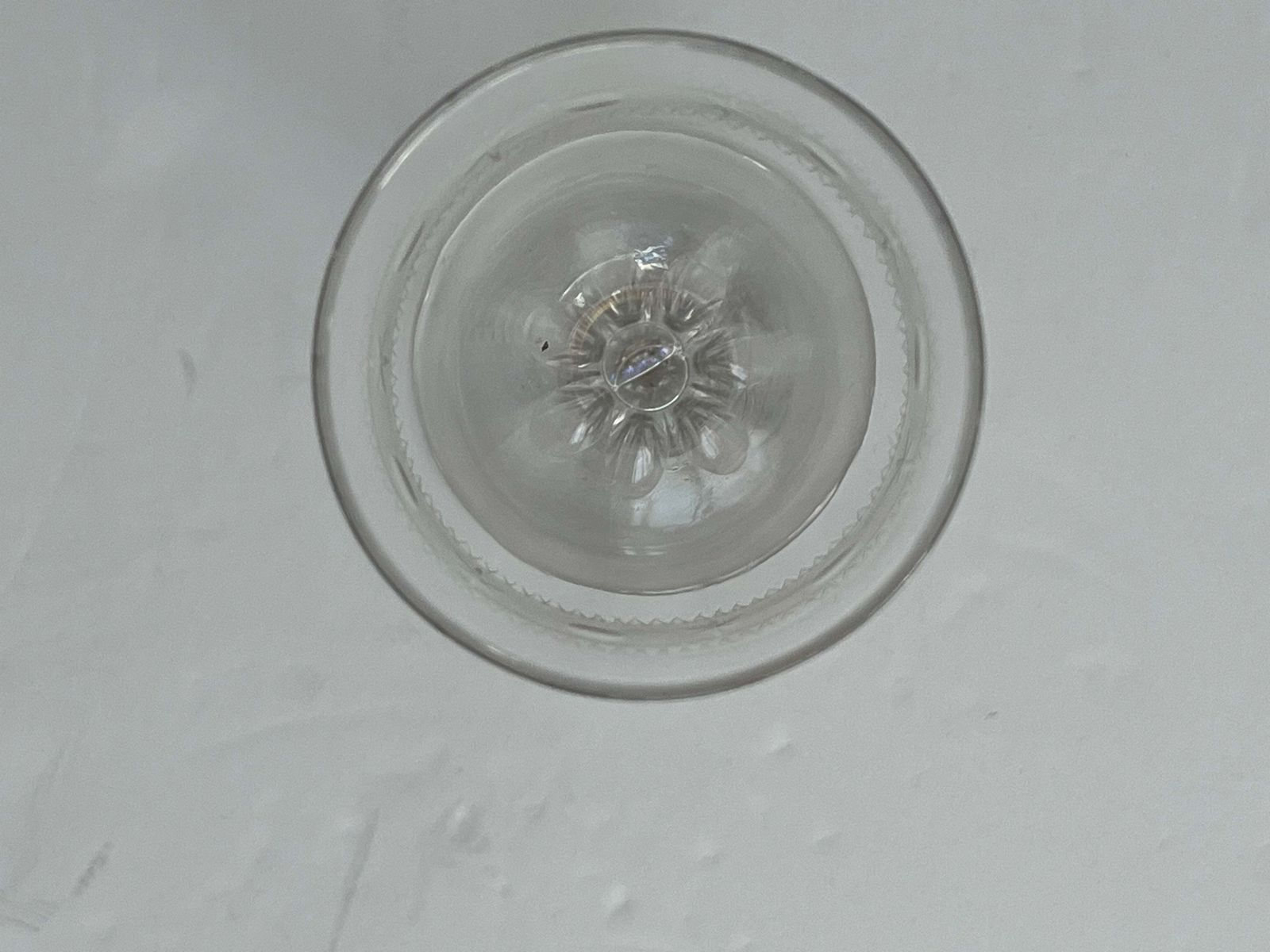 Laat-Georgisch handgeblazen wijnglas, OXO-gravure, ca. 1790 photo vinterior