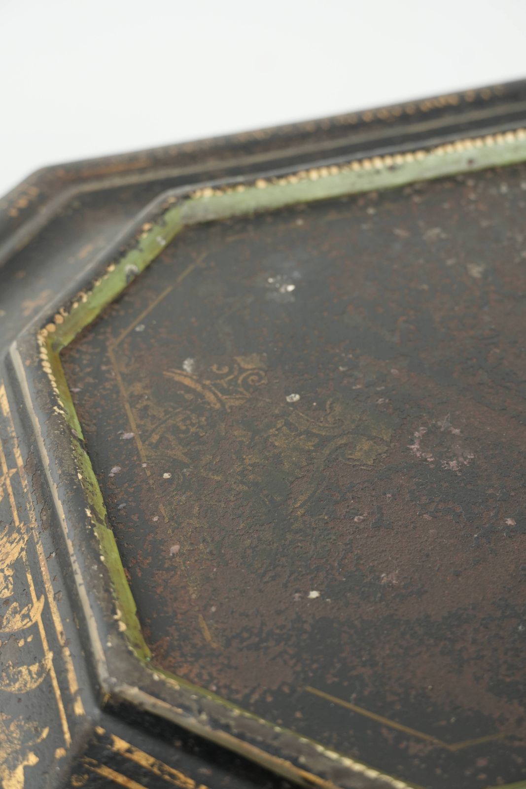 photo buy Elegant Antique Coal/Hearth Bin In Chinoiserie Style From The 19th Century With Beautiful Accents And Brass Ornaments.