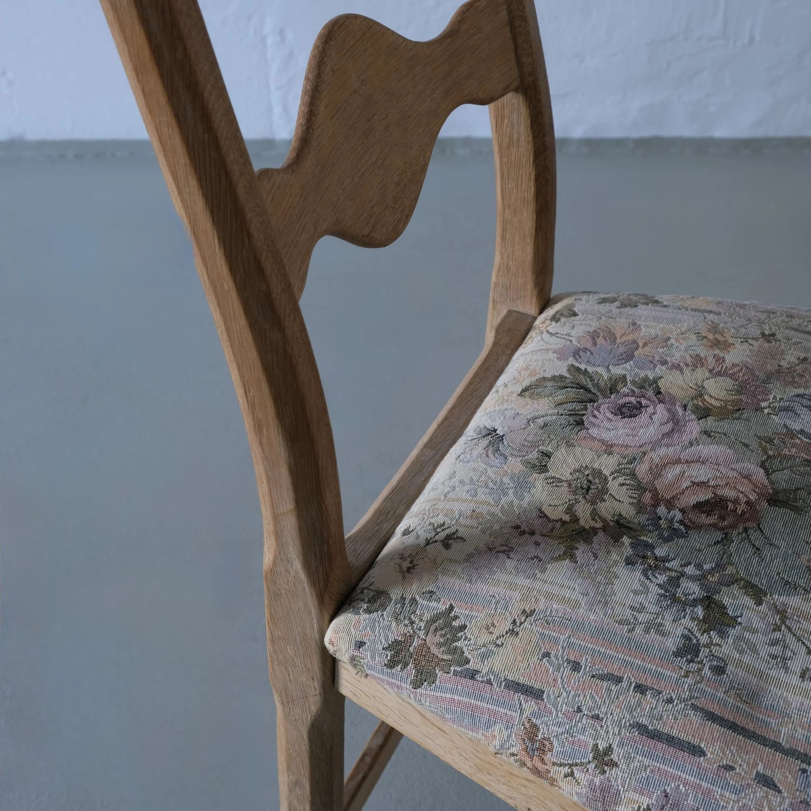 4 Ladder Back Dining Chairs By Henning Kjaernulf | Denmark | 1950s photo vintage
