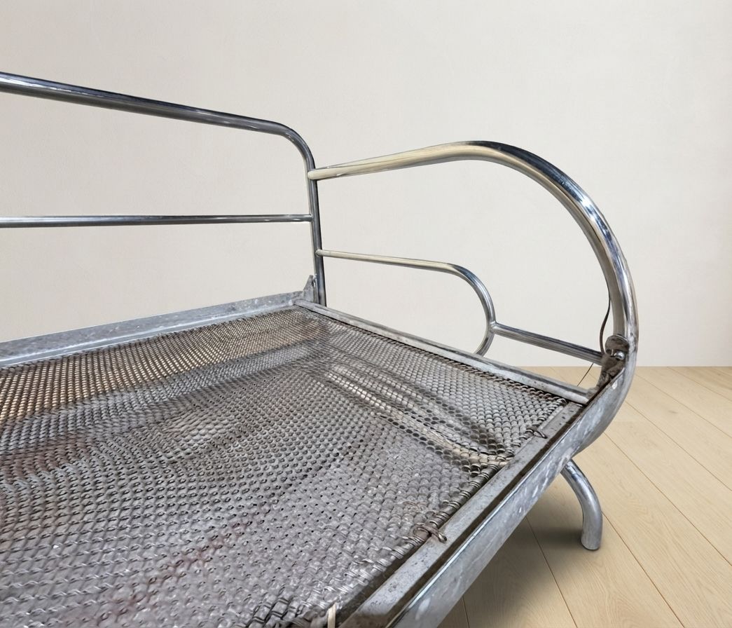 Meubels Vintage Chromen Buisstalen Daybedframe, Midden 20e Eeuw, Tsjechoslowakije, 194 × 80 × 72 cm photo