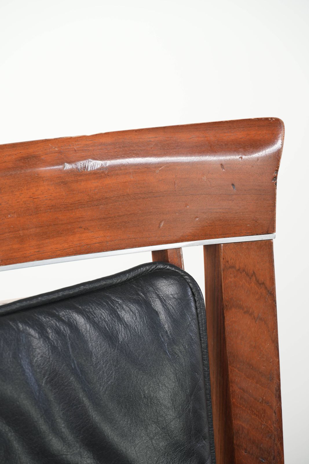 photo vinterior Elegant Set Of Four Black Cowhide Leather And Wood Art Deco Dining Chairs