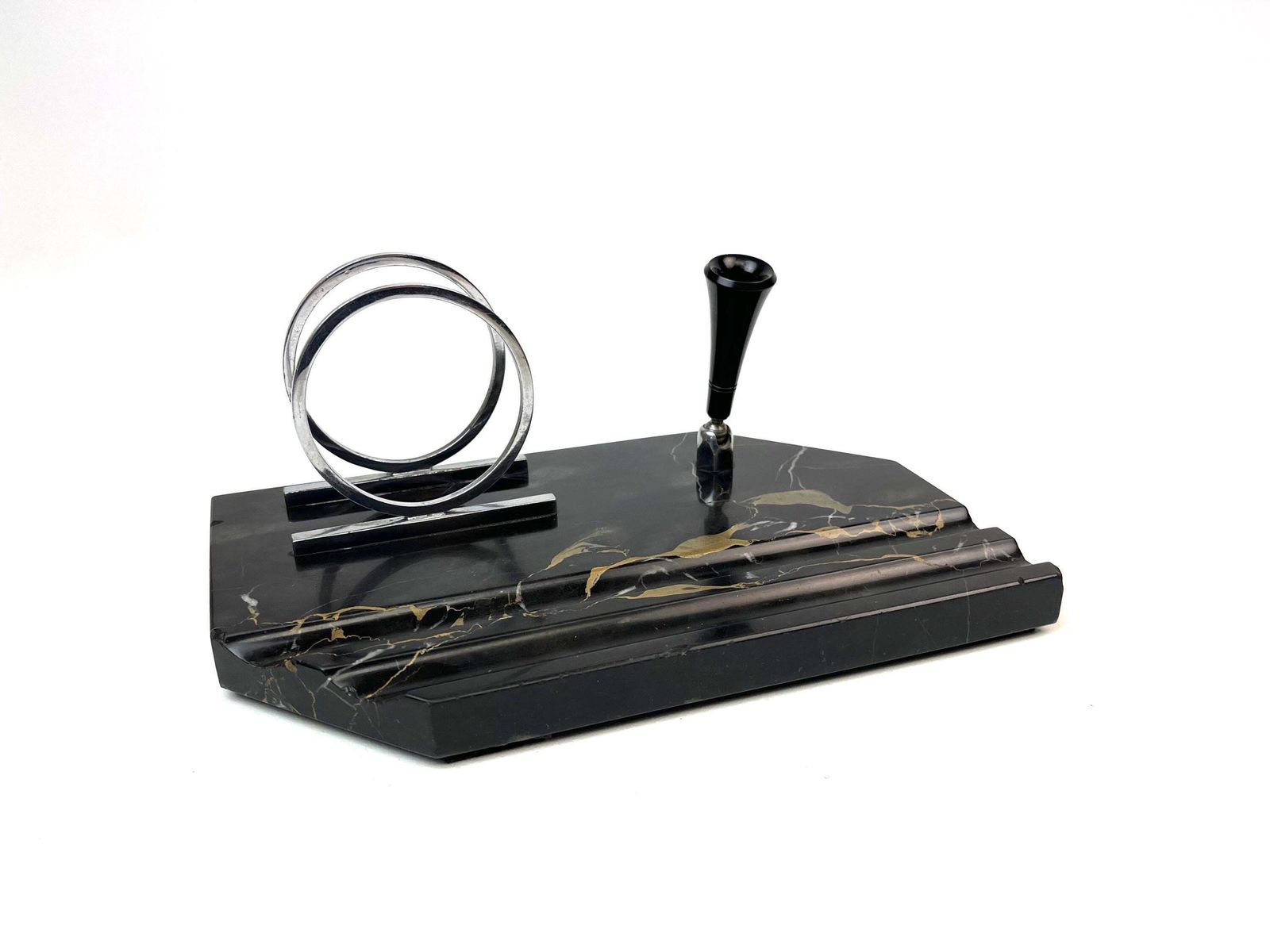 Zeldzame Bauhaus Art Deco brievenhouder bureauorganizer pennenhouder chroom op Portorro marmer 1925