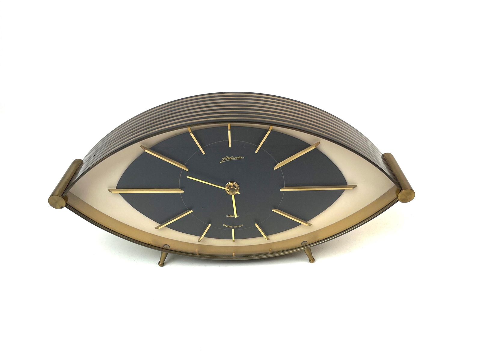 Horloge de bureau mid-century en laiton massif, forme globe, par Richard Rau Atlanta Germany, 1960 photo for sale