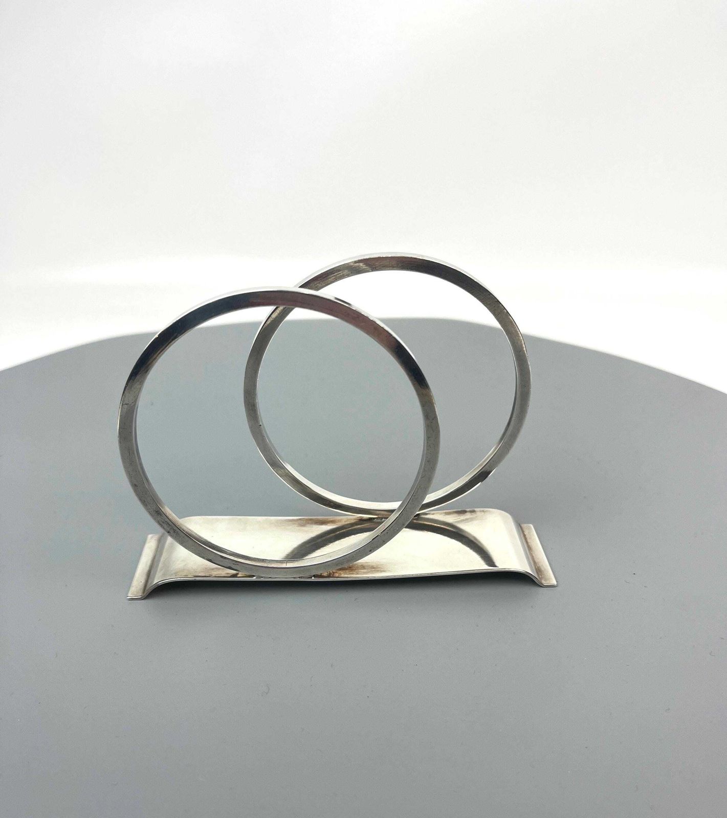 Zeldzame kubistische verzilverde Bauhaus art deco brievenhouder van Carl Deffner, Duitsland, 1930 photo furniture