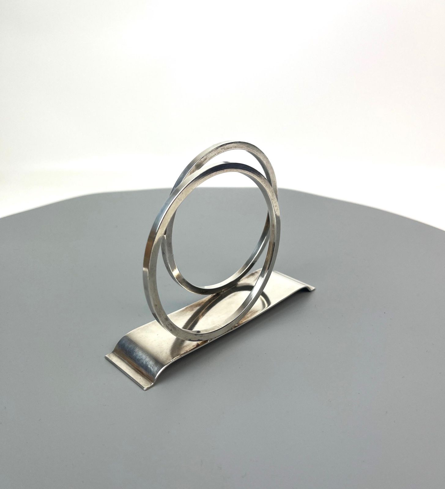 Zeldzame kubistische verzilverde Bauhaus art deco brievenhouder van Carl Deffner, Duitsland, 1930 photo Woonaccessoires