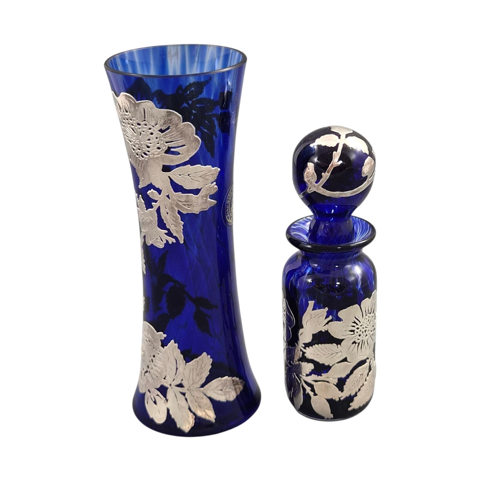 Laugharne Glass, Wales, Vintage Kobaltglazen Vaas En Parfumfles Met Sterling Zilveren Overlay, Ca. 1980s photo furniture