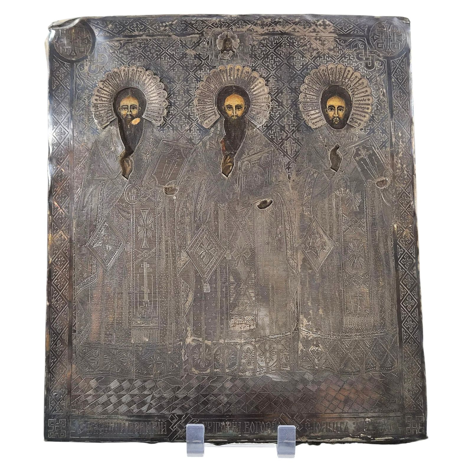 Uitzonderlijk orthodox icoon van de Drie Heilige Hiërarchen in zilveren riza, 1884 photo Kunst