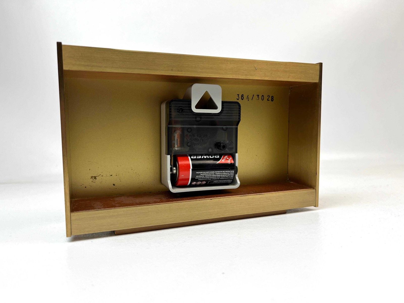 Pendule de bureau mid-century modern en laiton Junghans Hollywood Regency, Allemagne, années 1960 photo vinterior