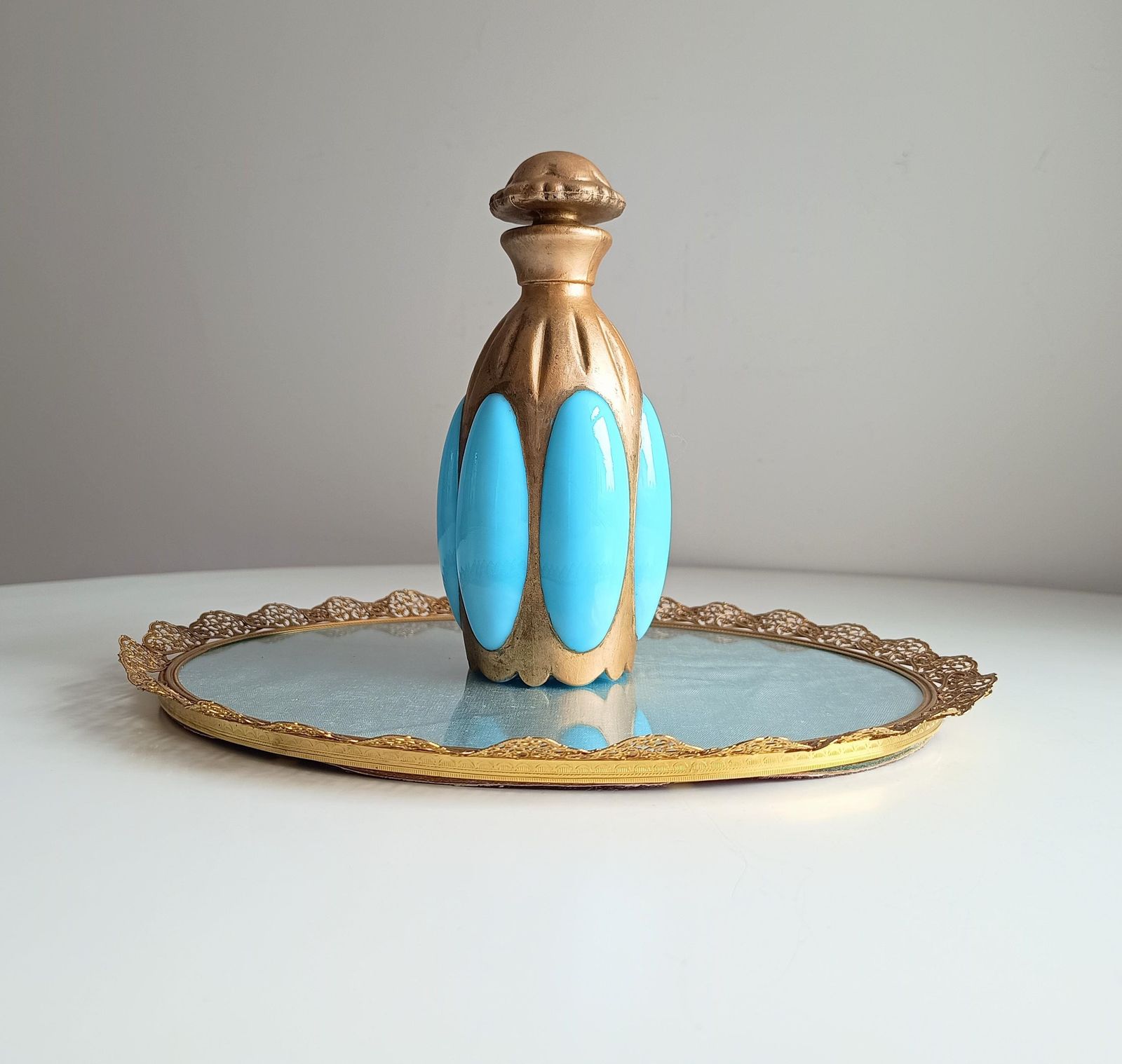 Antiek Frans blauw opaline parfumflesje - Portieux Vallerysthal "Melon" mal 1000 C 1910 photo furniture