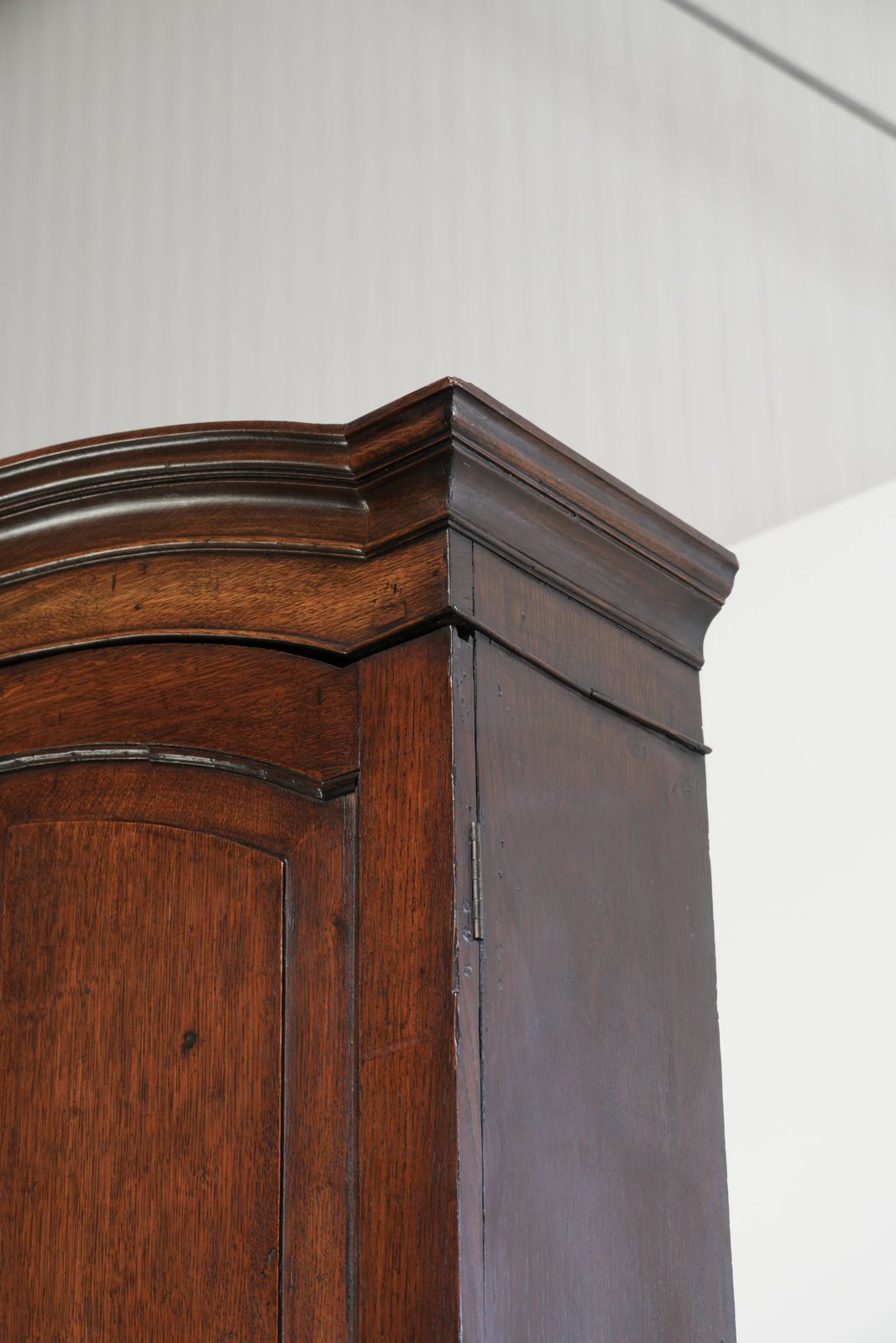 photo vinterior Zeer Fraai en Praktisch Antiek Engels Eikenhouten Secretaire uit de 18e Eeuw met Opzetkast/Boekenkast