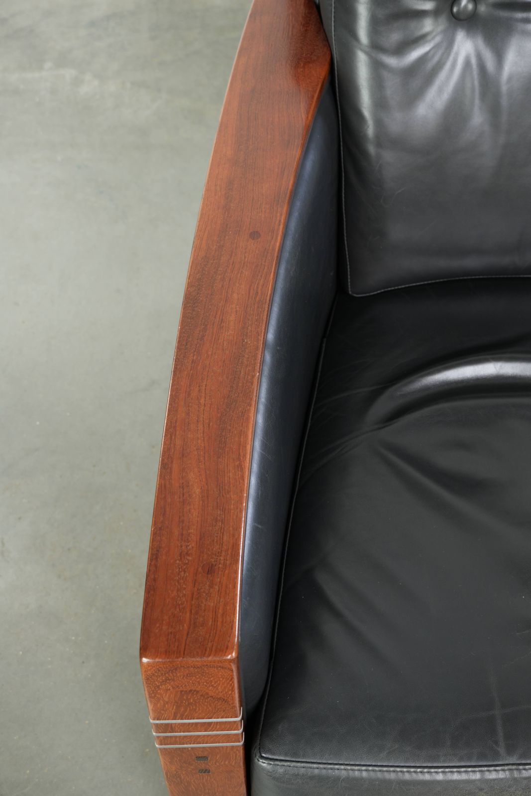 Zwarte Cowhide Leren Art Deco Fauteuil van Schuitema photo buy