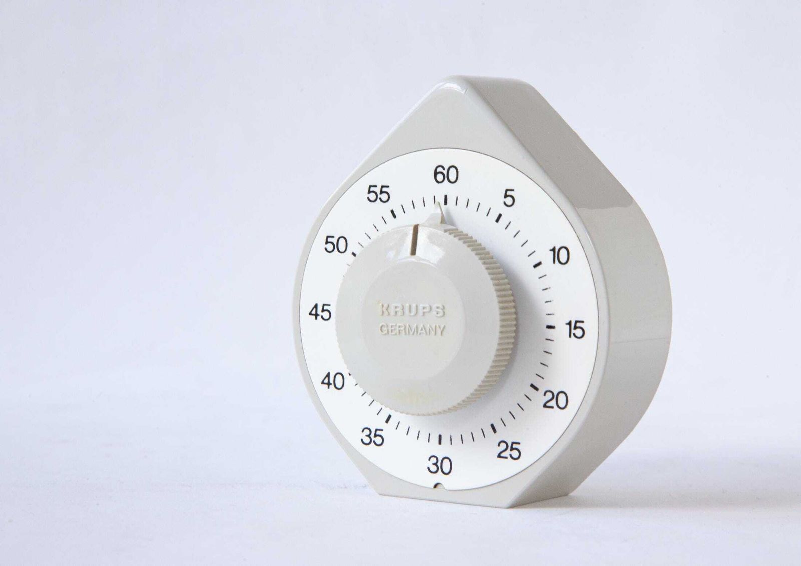 Keukenwekker KRUPS jaren 1960 Space Age Panton Pop Duitsland Plastic Atomic Short Egg jaren 1970 Alarm photo Woonaccessoires