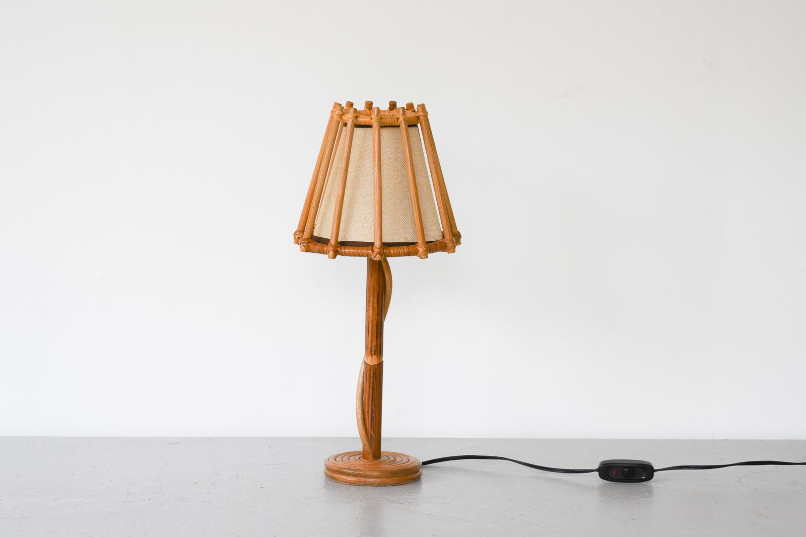Rattan Table Lamps Vintage Style photo Lighting