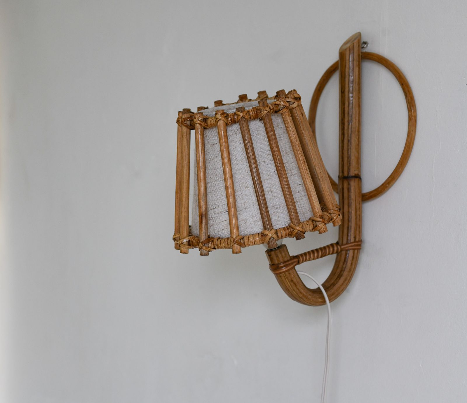 Rattan Pencil Reed Mid-Century Modern Wandlamp photo furniture