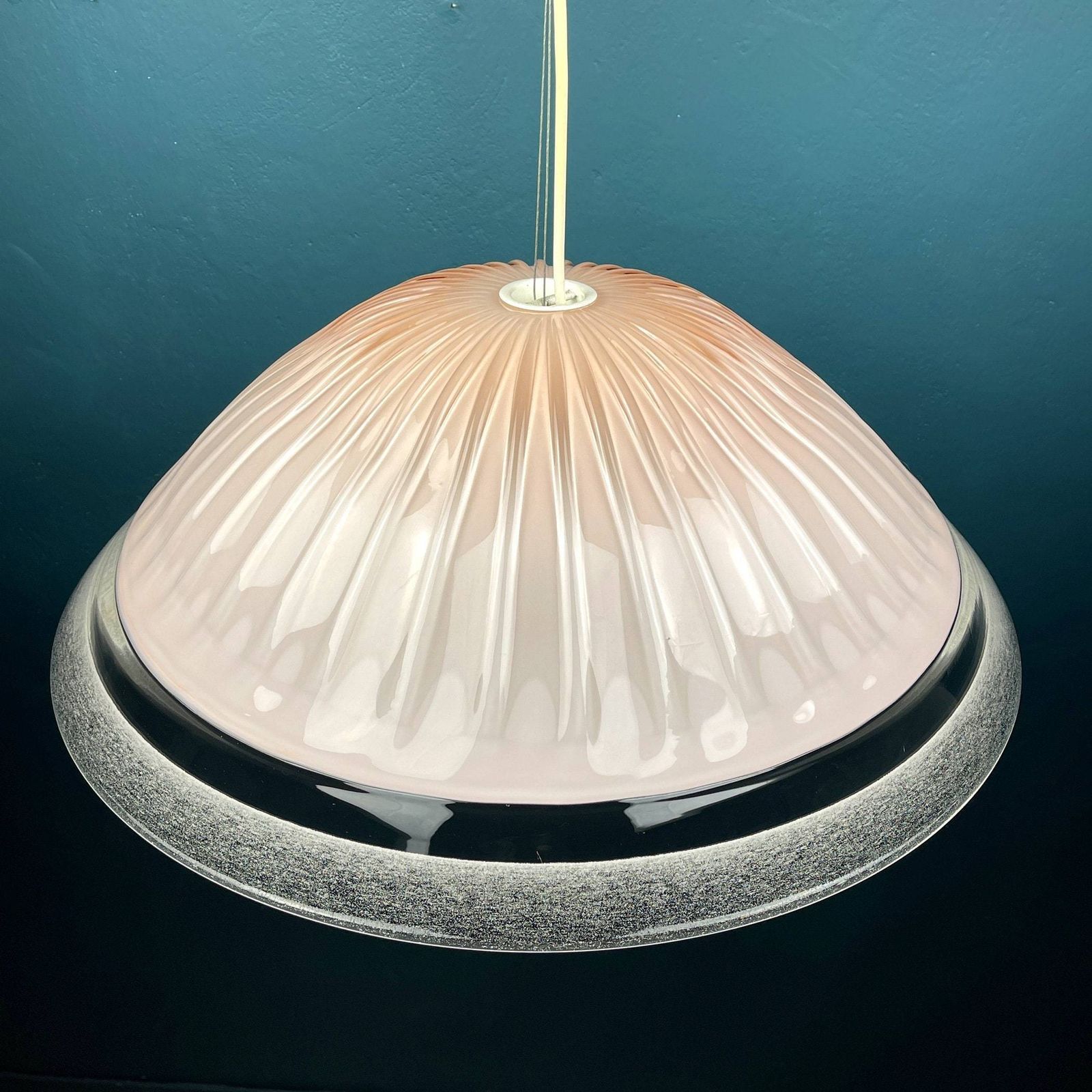 Vintage grote roze Murano glazen kroonluchter Italië jaren 1970 Mid-Century Murano hanglamp