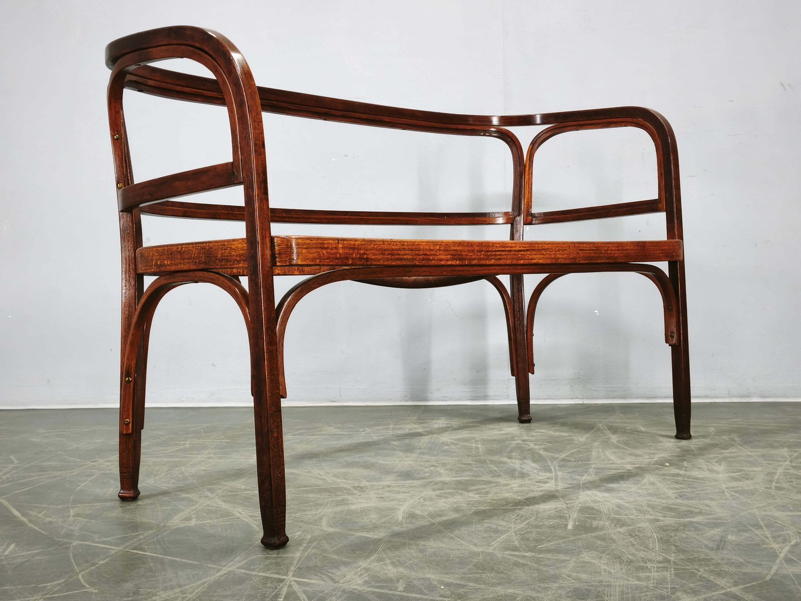 Canapé Gustav Siegel modèle 715/C pour Jacob & Josef Kohn, vers 1901 photo for sale