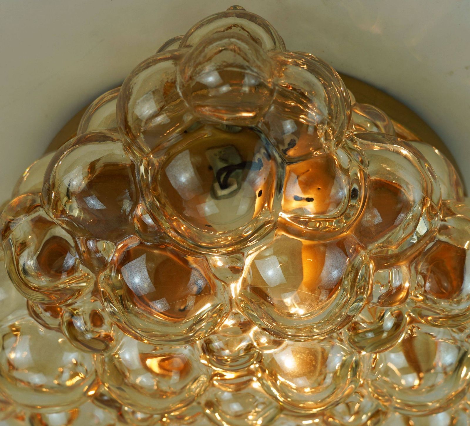 402.0 Grote Amber Bubbel Glazen Plafondlamp Ca. Jaren 1960 1970 in Mid-Century Modern Stijl photo