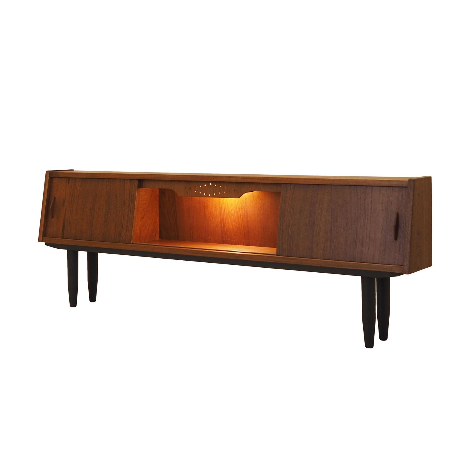 Teakhouten Dressoir Met Verlichte Sectie En Schuifdeuren, Denemarken, jaren 1960