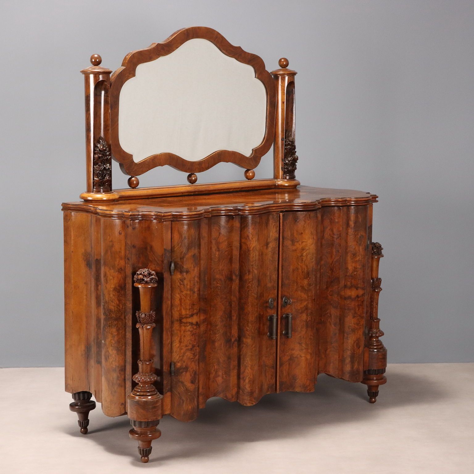 Dresser Set In Art Deco Style   Italy 1920s