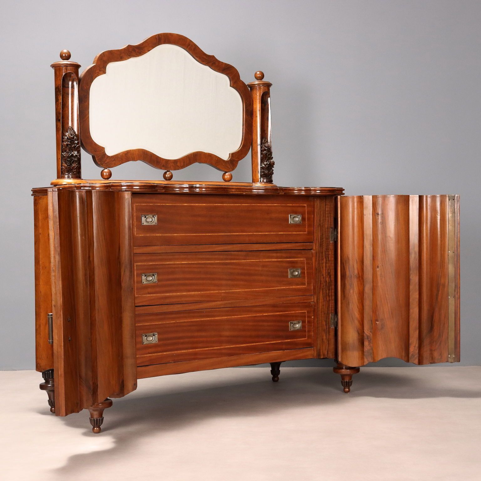 Vaisselier de style Art déco, Italie, années 1920 photo for sale