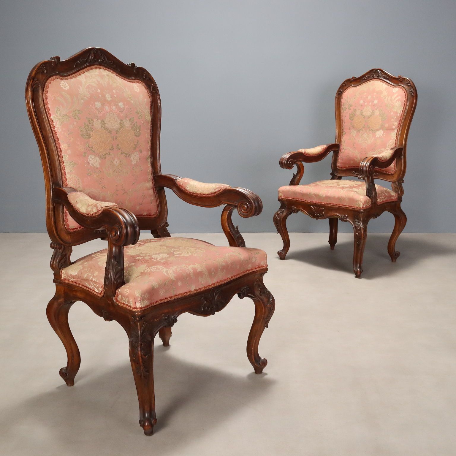 Antieke fauteuils Louis-Philippe walnoot stof 19e eeuw