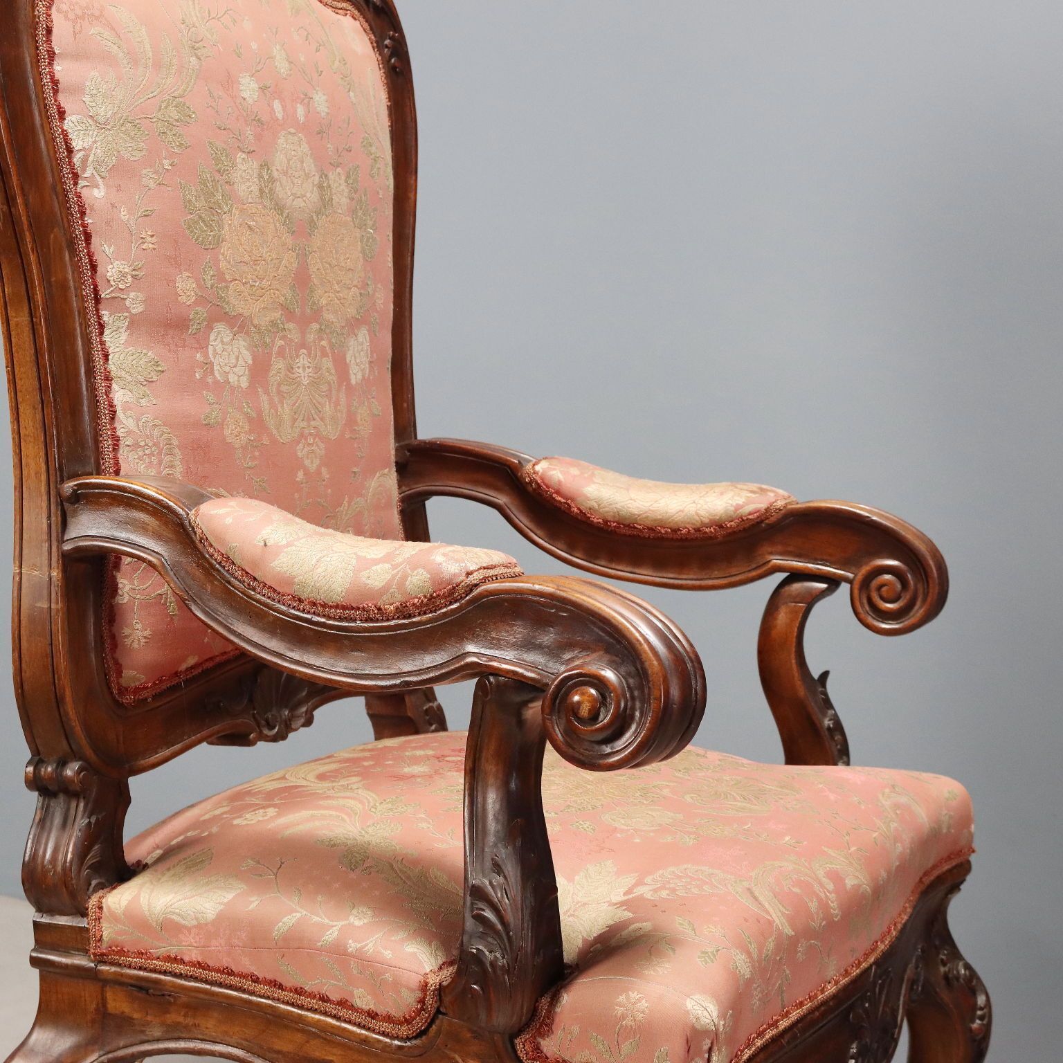 Fauteuils d'époque Louis-Philippe en noyer et tissu, XIXe siècle photo 760.0