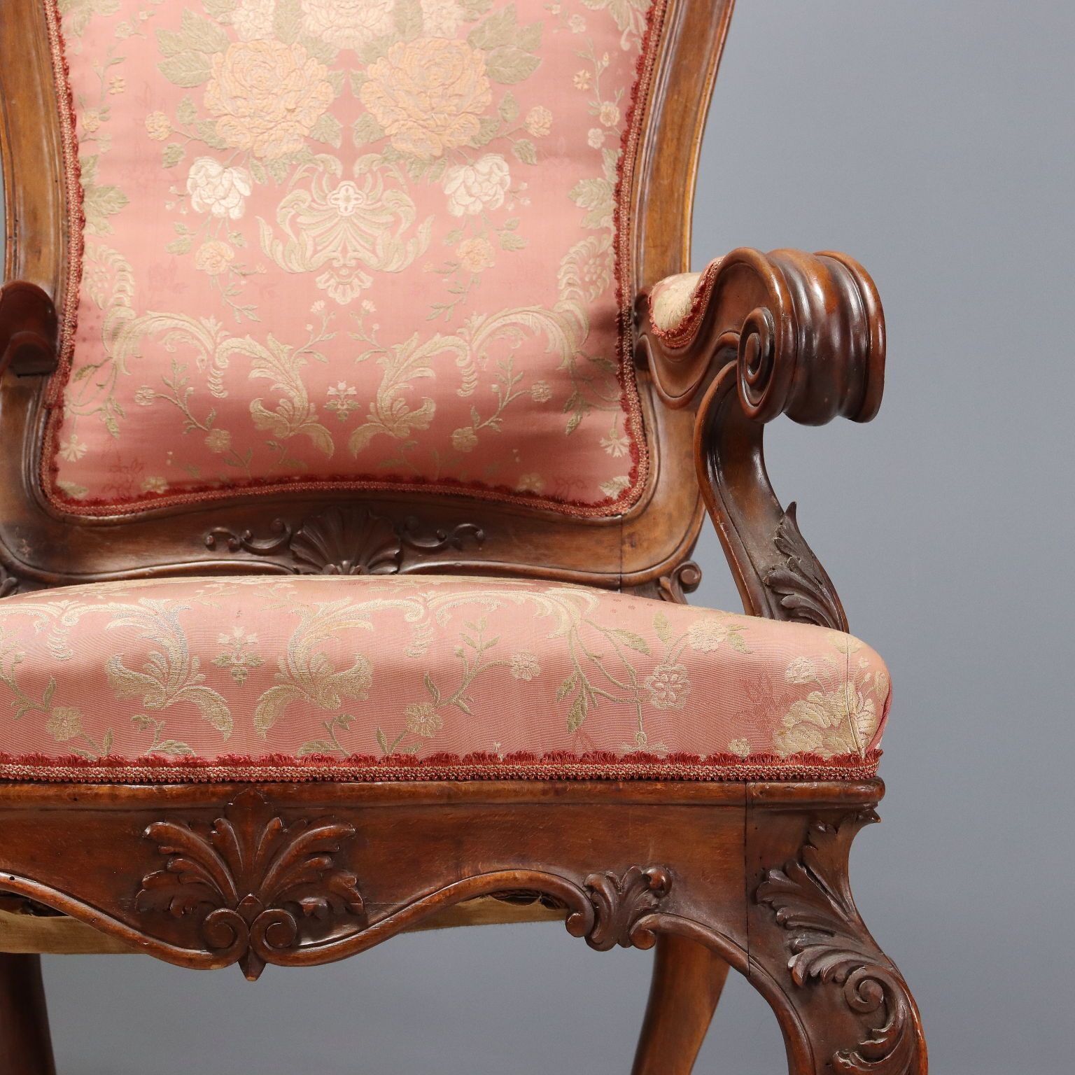 Fauteuils d'époque Louis-Philippe en noyer et tissu, XIXe siècle photo vinterior