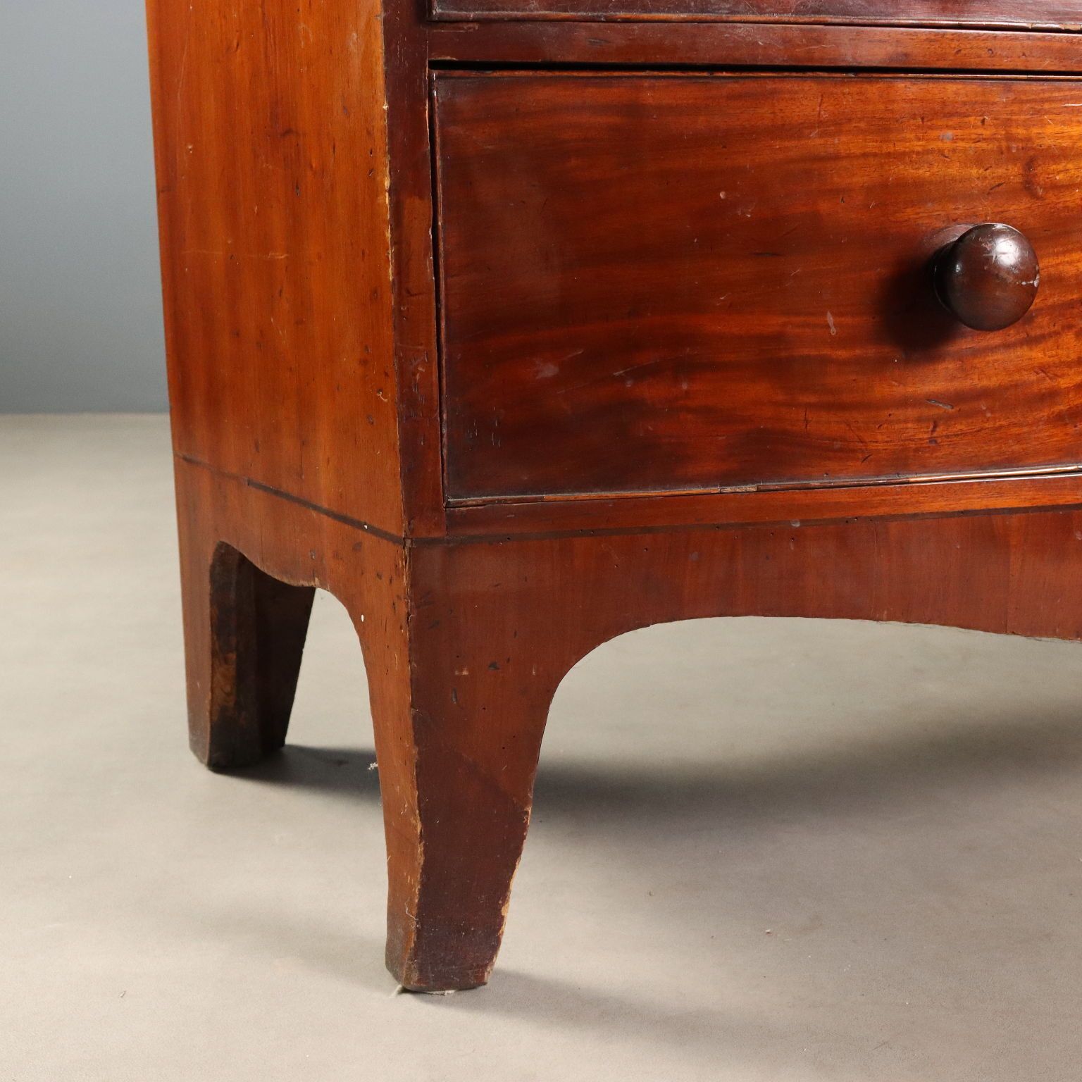 Mahogany Chest Of Drawers With Maple And Ebony Inlays photo vinterior