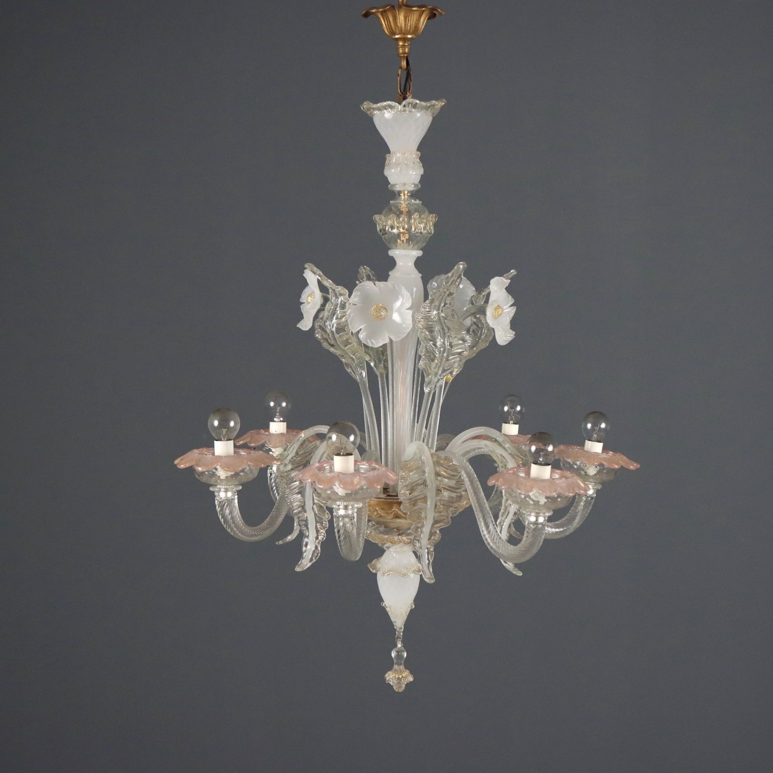 photo furniture Antieke Venetiaanse Kroonluchter Murano Glas Italië 19e Eeuw
