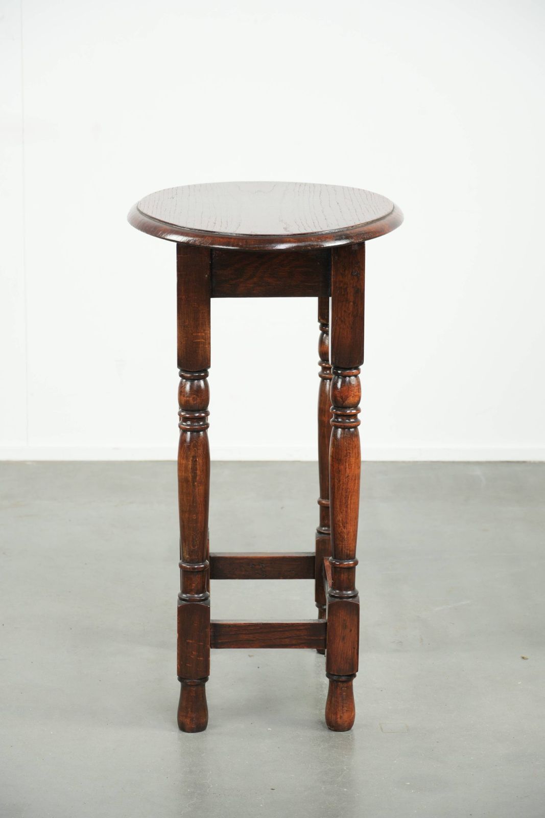 Antique Oval English Oak Side Table From The Early 20th Century With Beautiful Colors photo 330.0