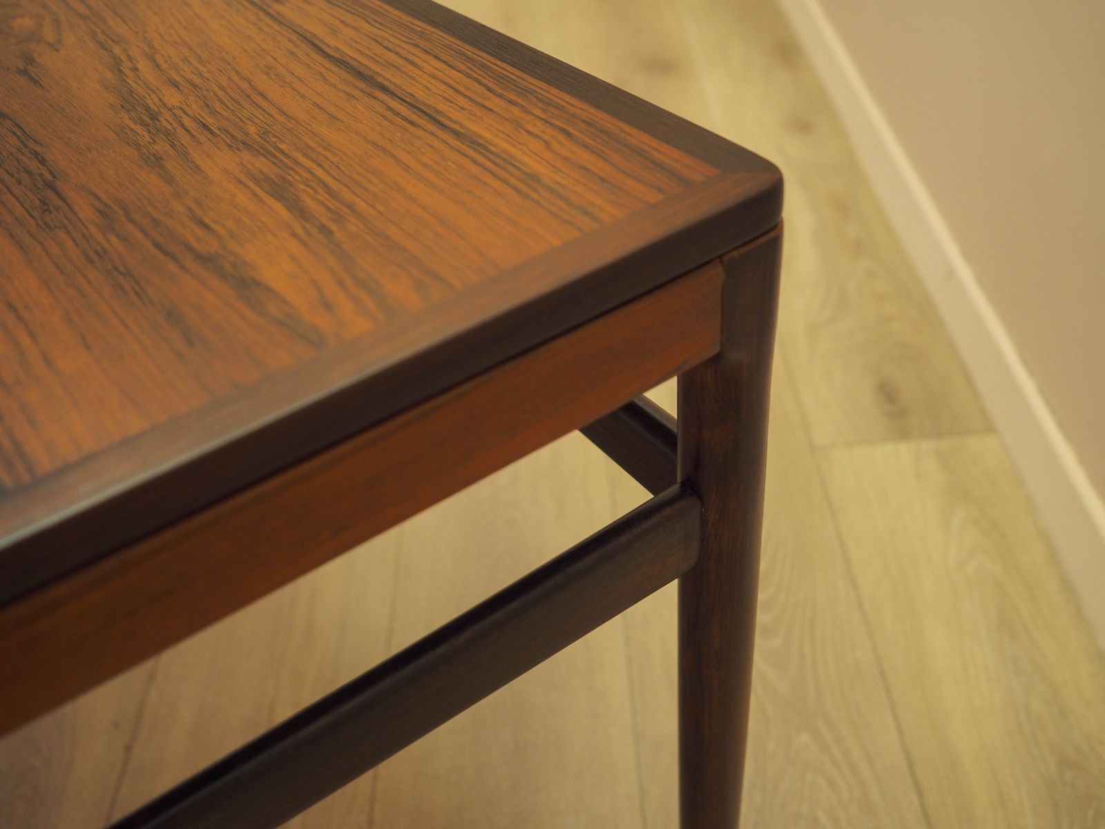 photo furniture Deense salontafel, jaren 1970, Mid-Century Modern