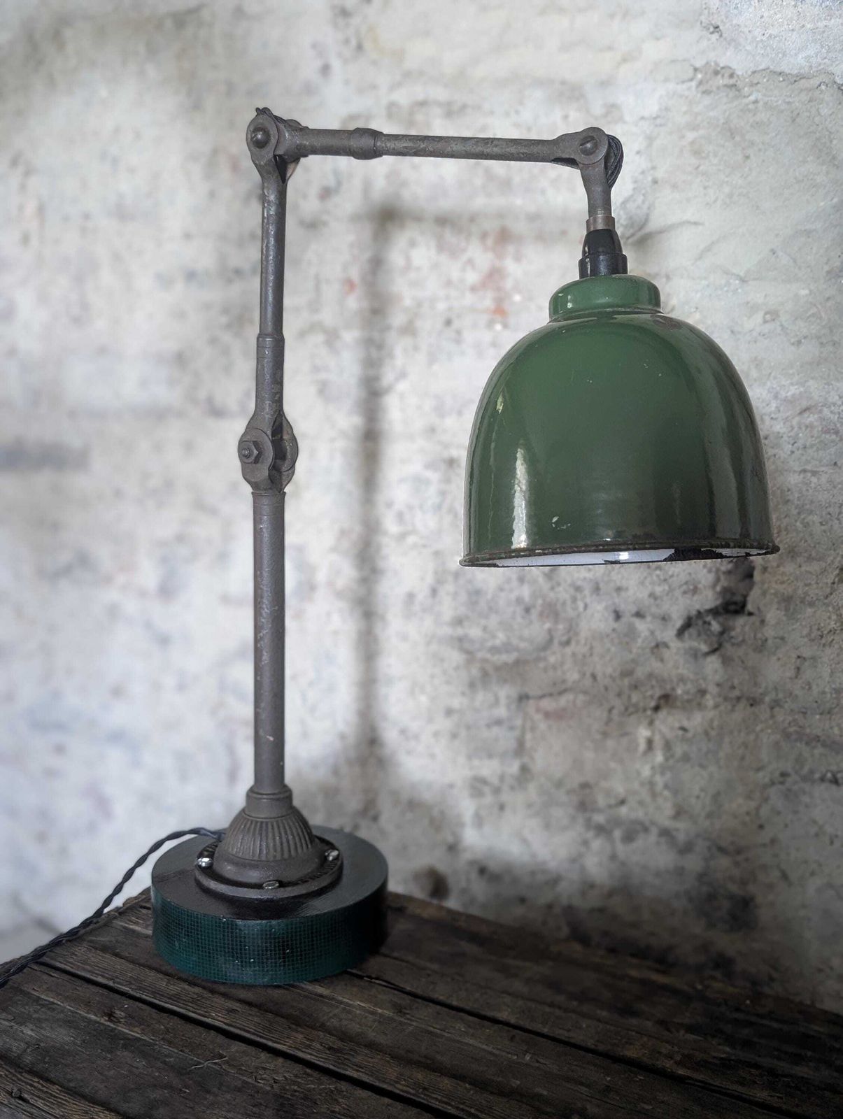 Vintage Dugdills Industrial Lamp | Antique Articulated Desk Lamp | British Factory Workshop Light | Heavy Cast Iron Table Lamp photo vintage