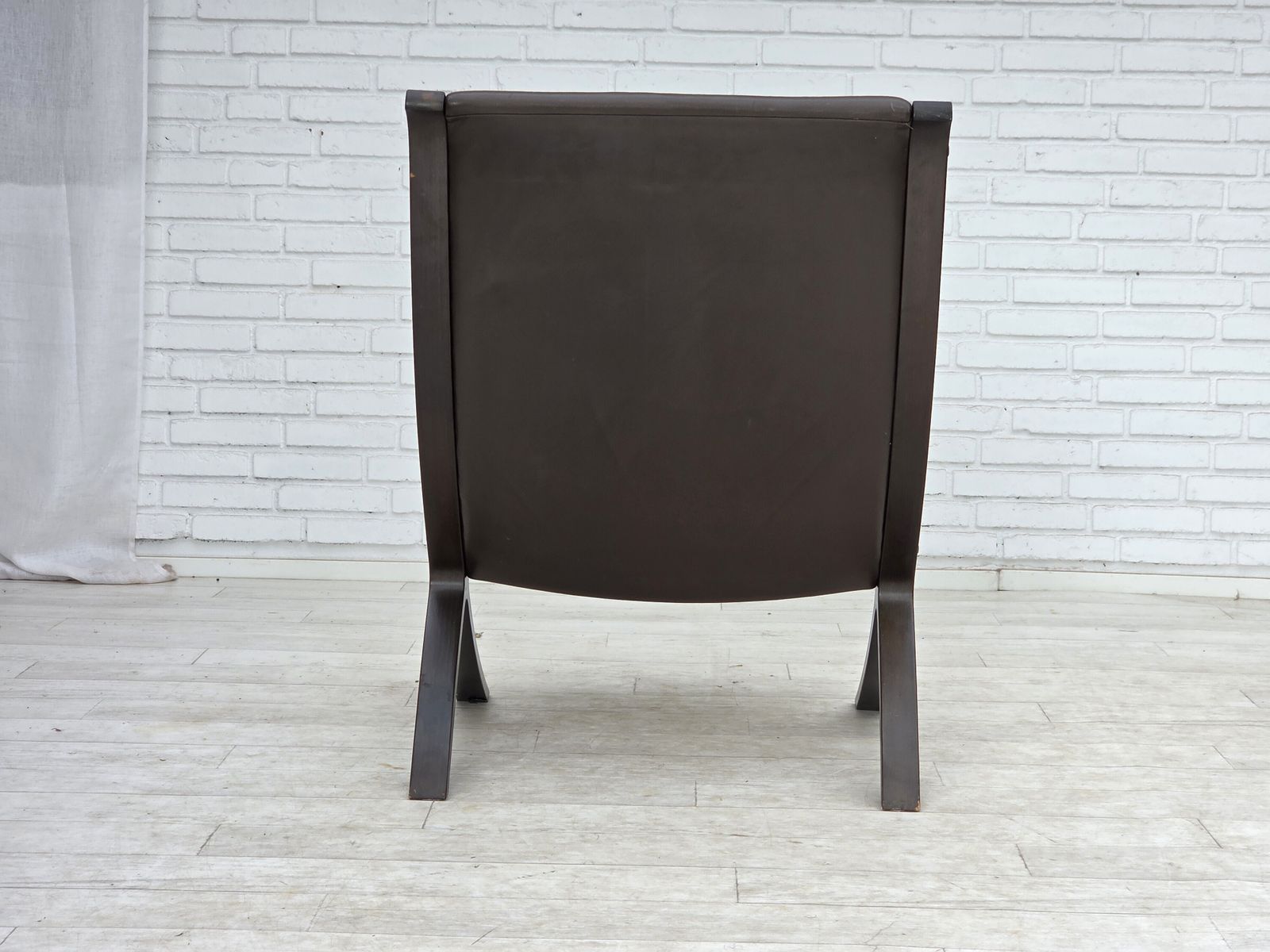 850.0 Jaren 1970, Deense fauteuil van Peter Hvidt & Orla Mølgaard voor Fritz Hansen. photo